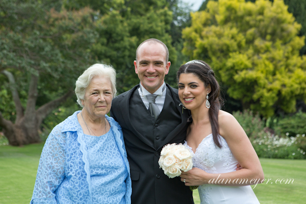 wedding photographer johannesburg elegant natural country club-022