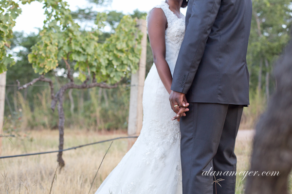BushmansRock zimbabwe wedding coupleshoot weddingphotographer alanameyer-0016