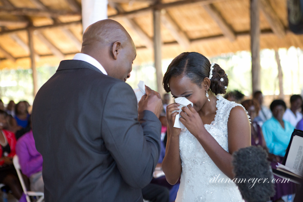 BushmansRock zimbabwe weddingceremony weddingphotographer alanameyer-0005